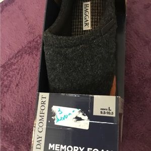 NWT Haggar Mens Memory Foam Comfort Slippers- 9 1/2 - 10 1/2
